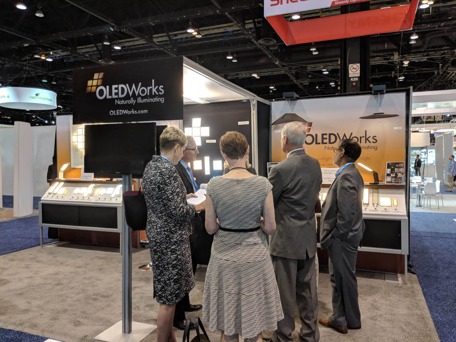 Visitors of Lightfair 2018 at OLEDworks booth